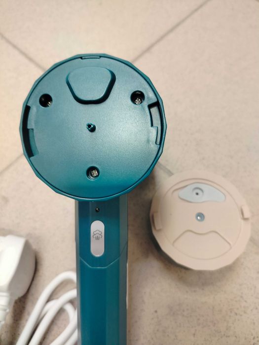 Parownica do ubrań Oragerju KG-1807  1500W