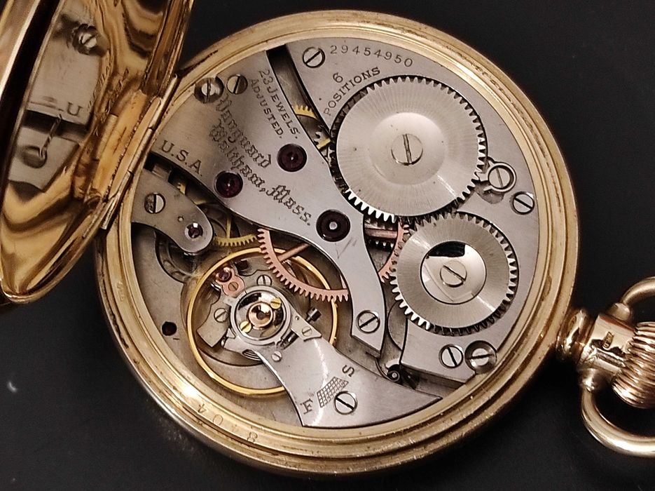 Relógio Waltham de bolso de homem em ouro maciço, em excelente estado.