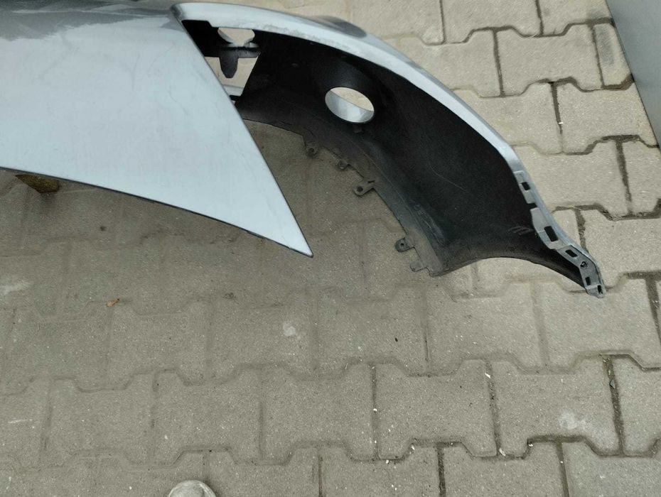 Zderzak przedni Renault Clio lll lift 195