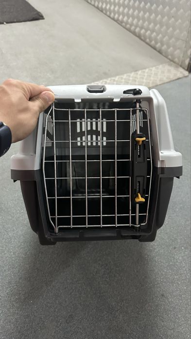 Caixa transportadora para cão/gato