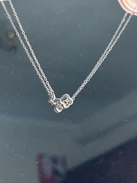 продам срібну цепочку терміново