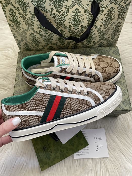 Стильні жіночі кеди Gucci