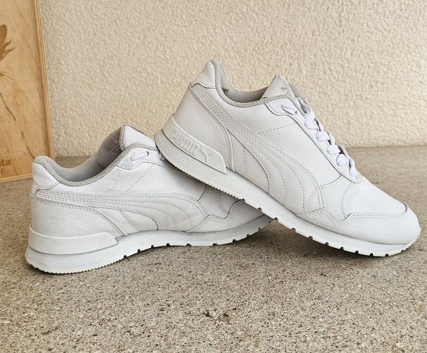 Жіночі кросівки  Puma Formstrip