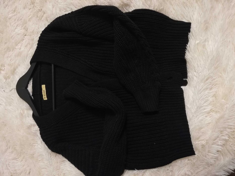 sweter Ochnik M 38 L 40 czarny angora oversize