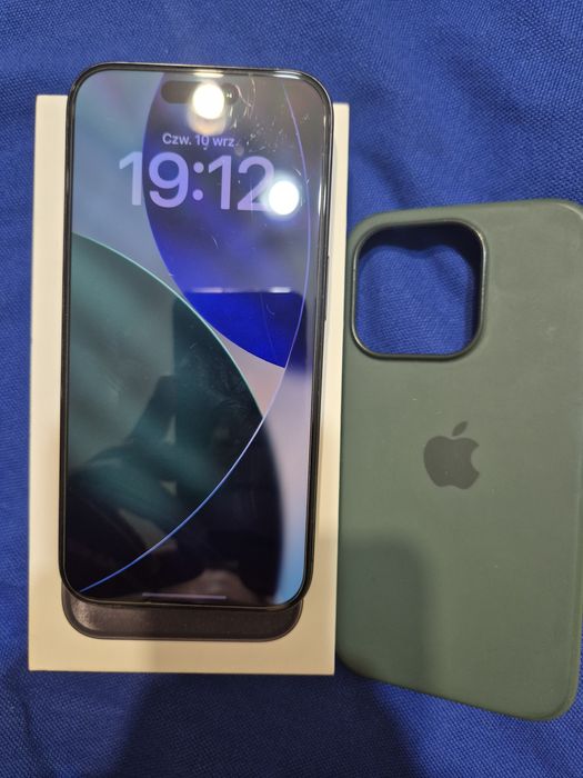 Iphone 15 pro etui idealny