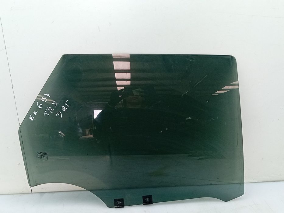 Vidro porta trás direito RENAULT Captur (J5_)