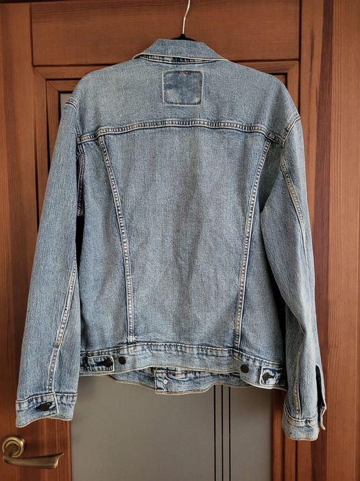 Klasyczna kurtka jeansowa Levi's Trucker Jacket – Jasny Jeans L
