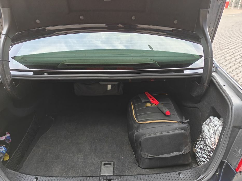 Mercedes Benz E-Class