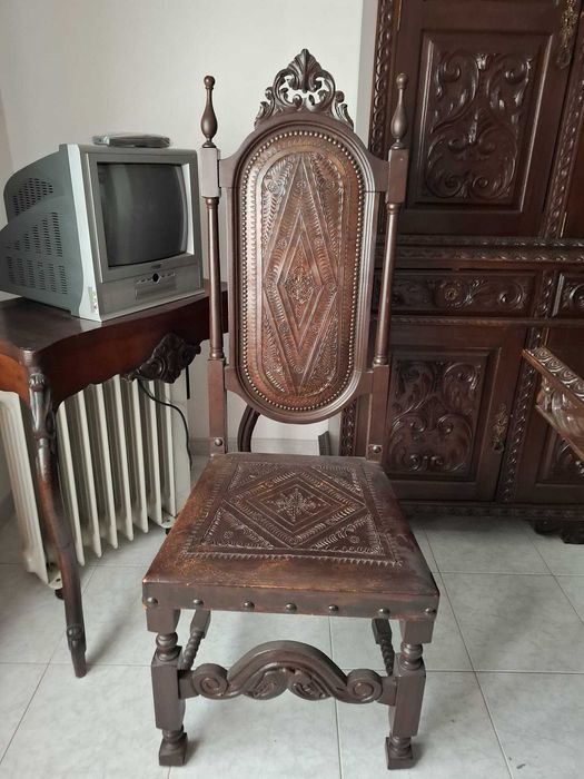 Mobília de casa de jantar completa