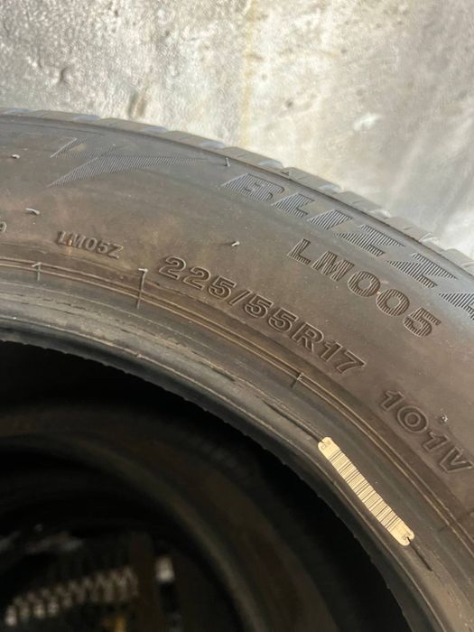 225/55/17 Bridgestone 2022года пара зимних шин
