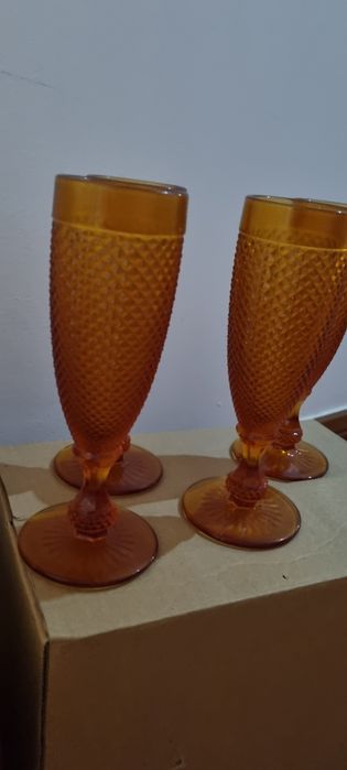 Conjunto Copos Bicos Âmbar