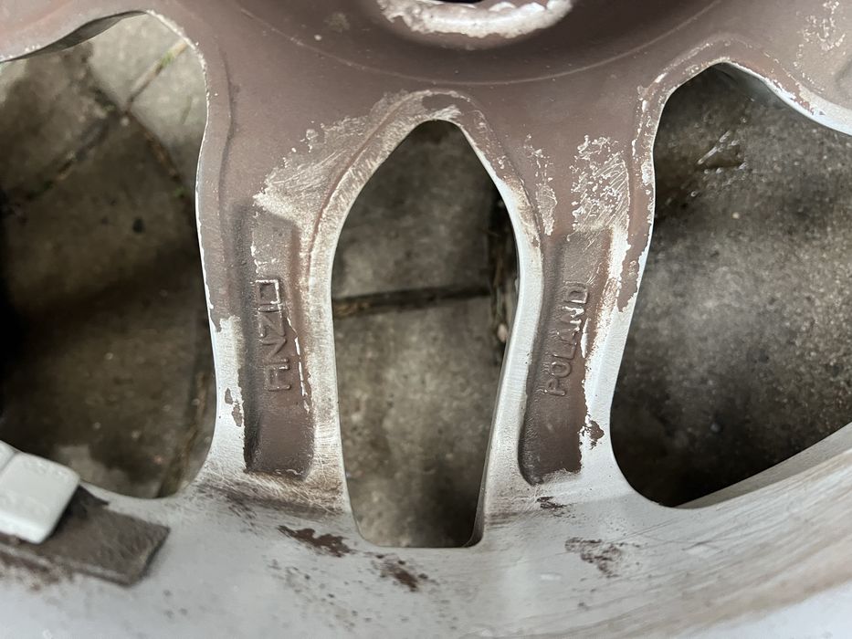 Диски титани комплект R 16 розболтовка 5/100 Volkswagen Skoda Audi