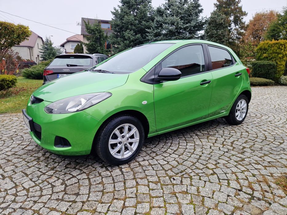 Piękna Mazda 2. 1.3 benzyna, klima
