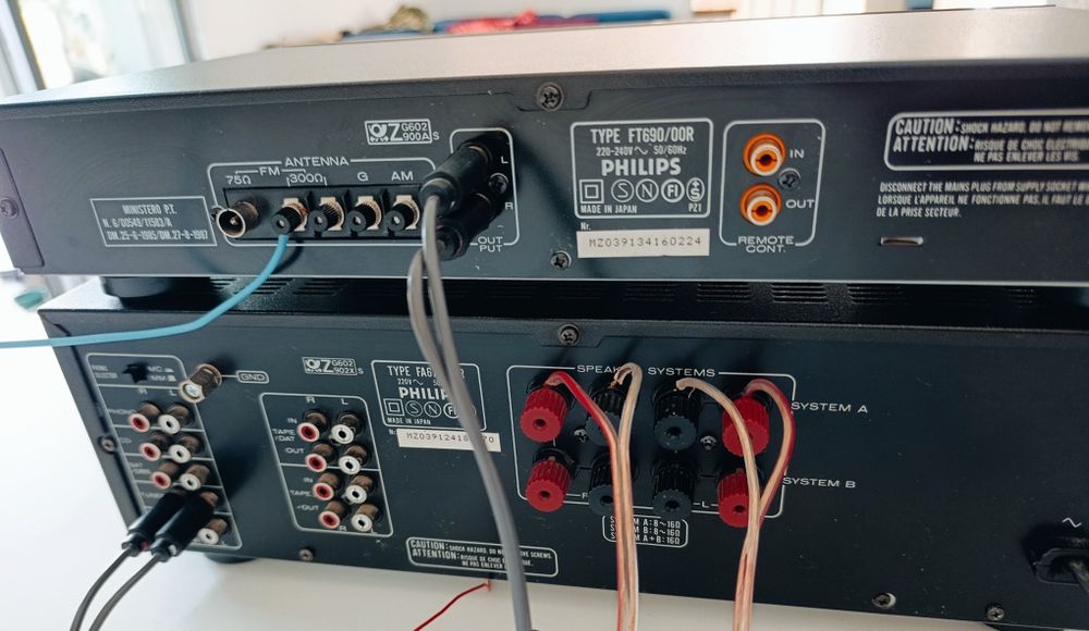 Philips FA 670 wzmacniacz Stereo + Tuner