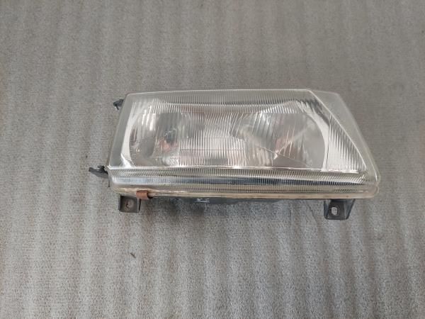 Ótica / farol direita VOLKSWAGEN Caddy II (9K)