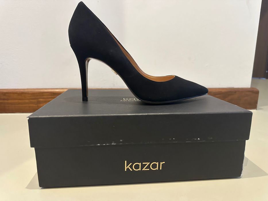 Czarne czółenka 39 KAZAR