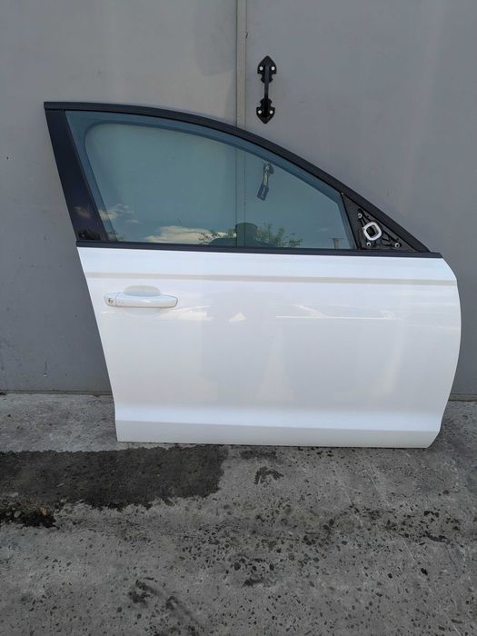 Двери Audi A6 C7 Ауді А6 Ц7 Двері Колір LY9C