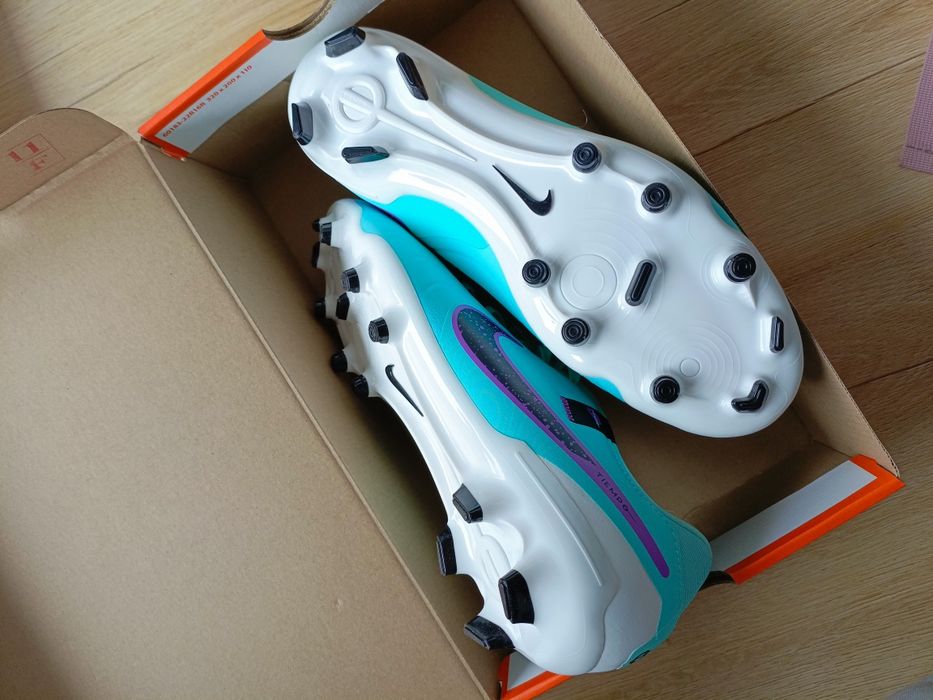 Oryginalne korki Lanki Nike Tiempo turkusowe buty piłkarskie