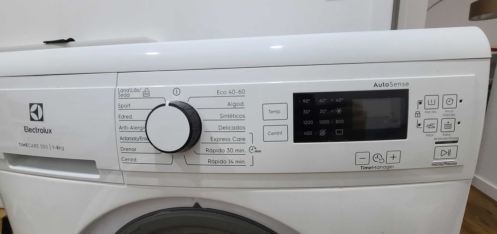 ÓTIMO ESTADO – Máquina de lavar Electrolux TimeCare 500, 1200RPM