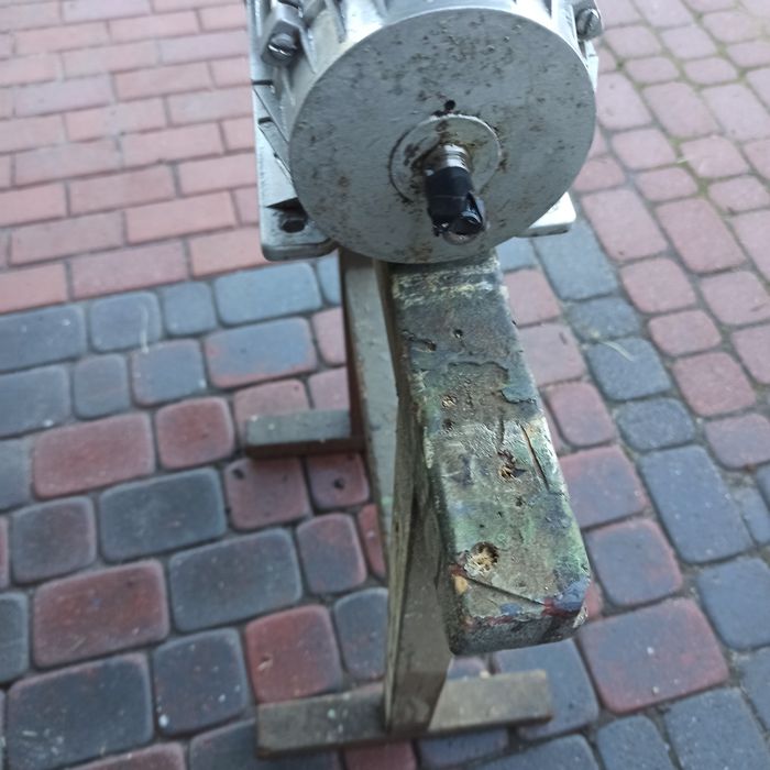 Silnik trzy fazowy 0.55 kw