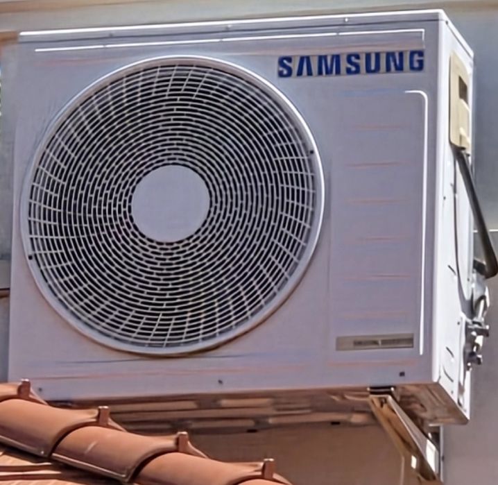 Klimatyzator sufitowy mini Samsung 7.1kw AC071RXADKG/EU