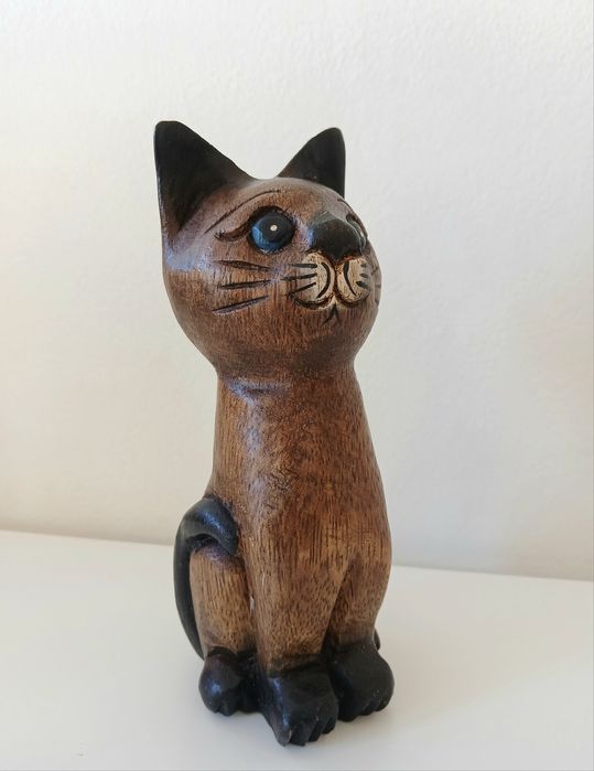 Gato em madeira da Tailândia