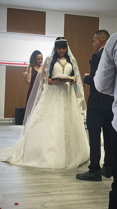 Vendo vestido branco de noiva