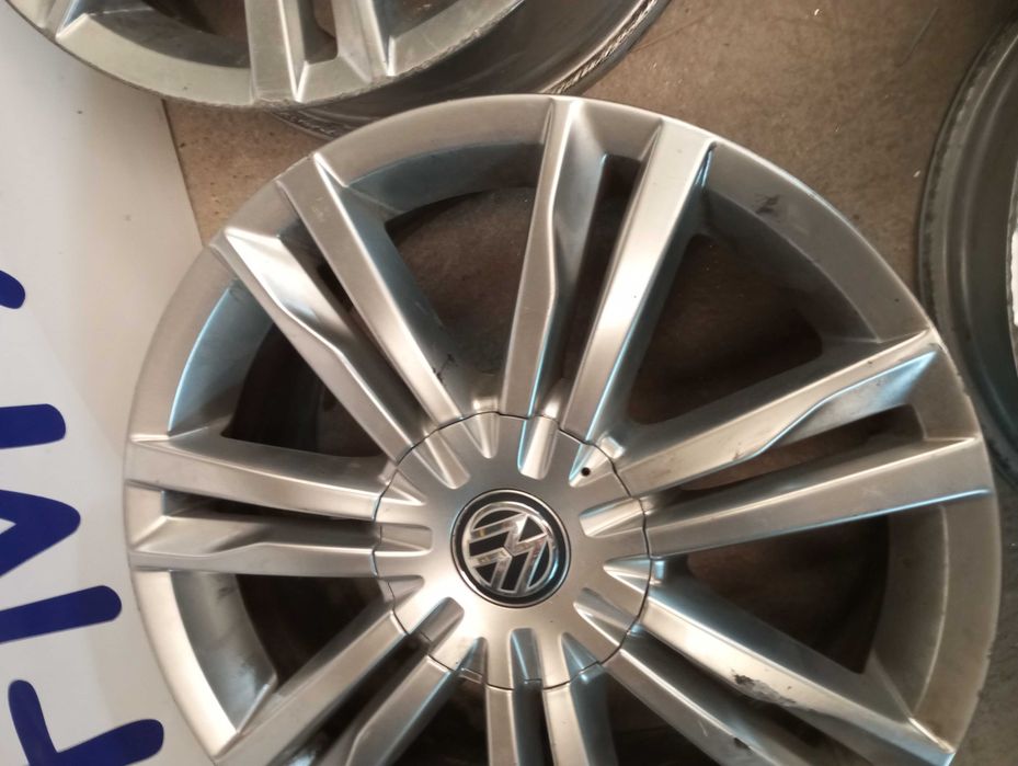 Jogo Jantes 17 Originais VW Golf VII 5x112 5G0601025C "Dijon"