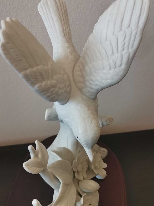 Figurka ceramiczna - Ptaszek na gałęzi - Vintage