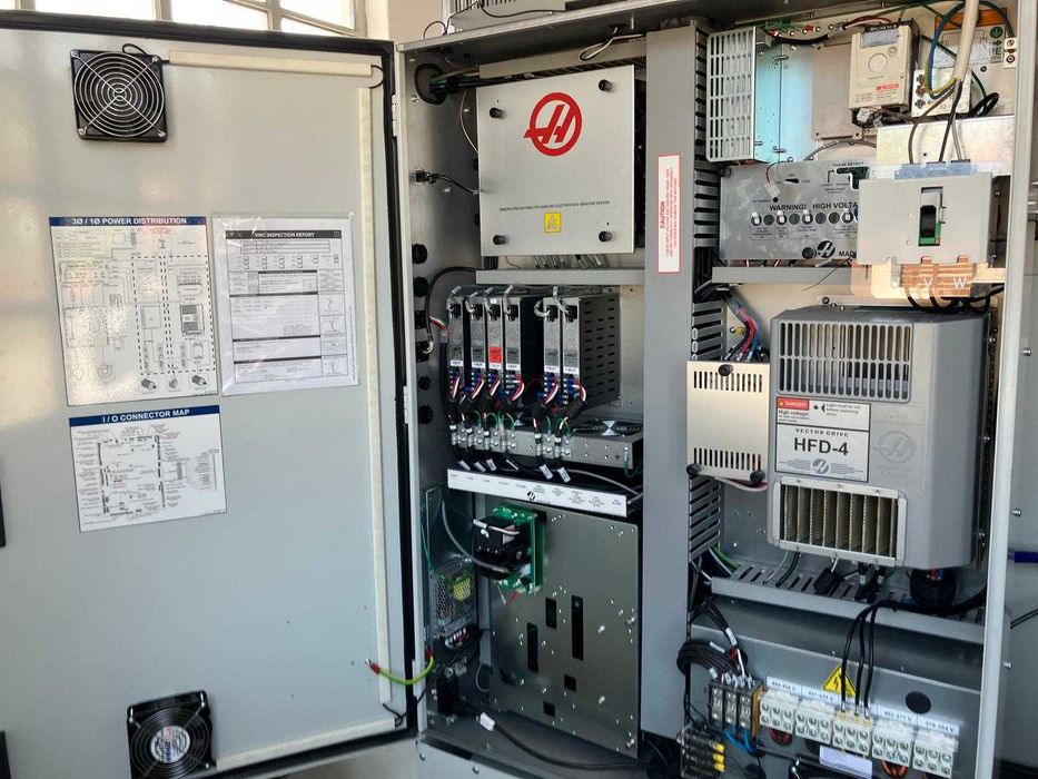 Centrum obróbcze HAAS VF-2SSYT (2024)