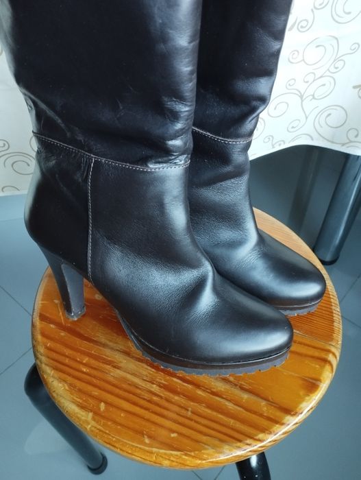 Botas em pele castanho escuro como novas nº37