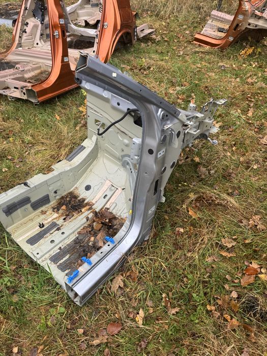 Ćwiartka prawa podłużnica Citroen C5 Aircross