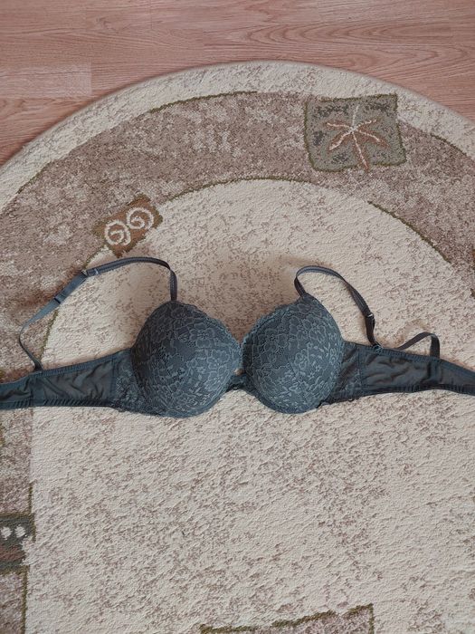 Stanik biustonosz H&M 80 C khaki