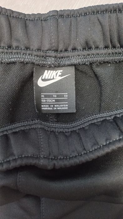 Nike фірмові дитячі штани 158-170