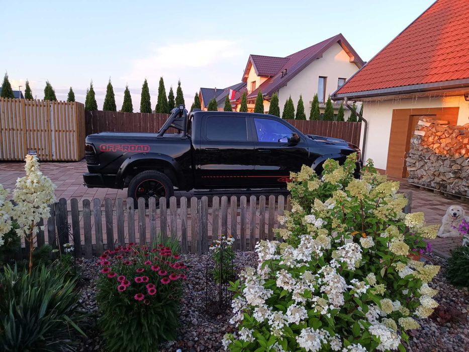 Dodge ram 2020 3.6 V6  LPG 4x4  zadbany