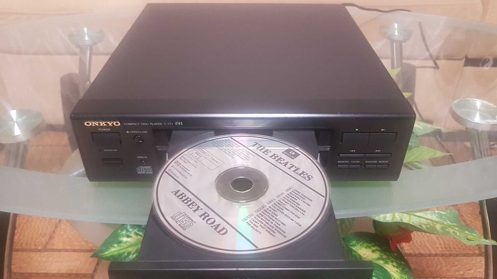 CD проигрыватель Onkyo C-711 Optical made in Japan