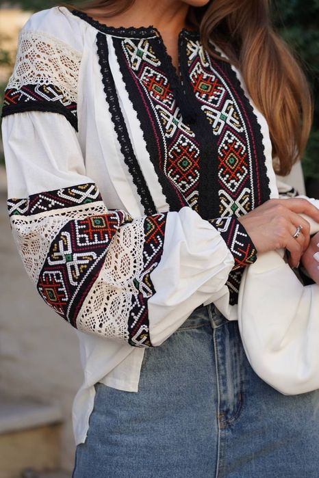 Жіночі вишиванки