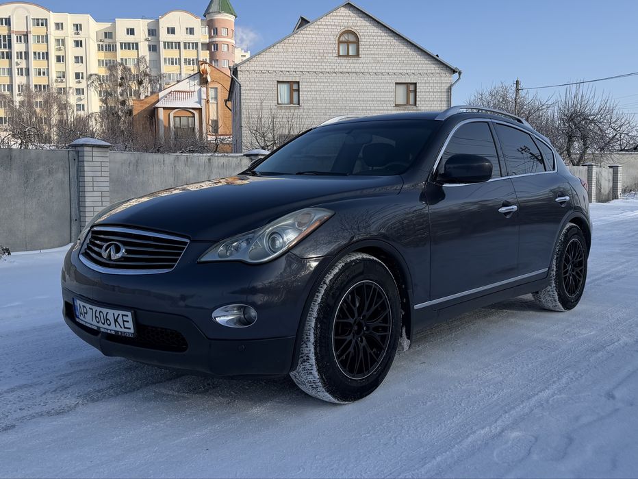 Продам Infinity EX35 AWD газ/бензин  максимальна ідеальний стан!