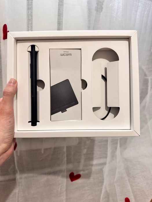 Графічний планшет Wacom intuos S
