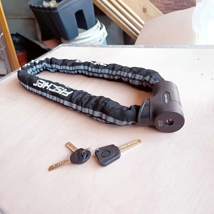 Zapięcie rowerowe/motorowe  FISCHER PROTEC PLUS+