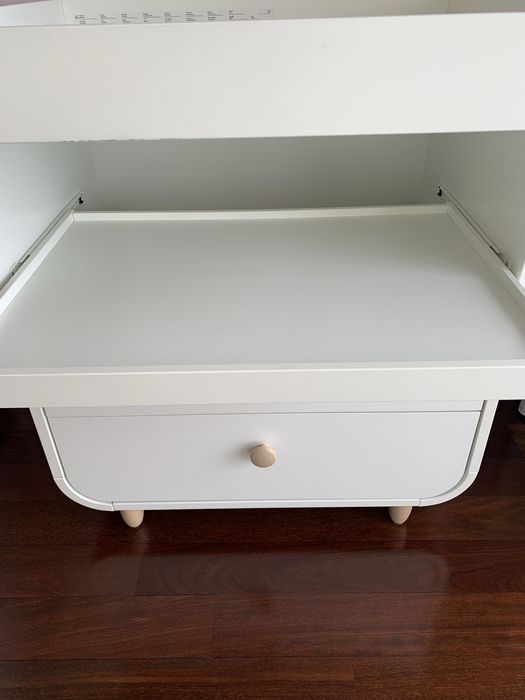 Trocador/ cómoda MYLLRA Ikea