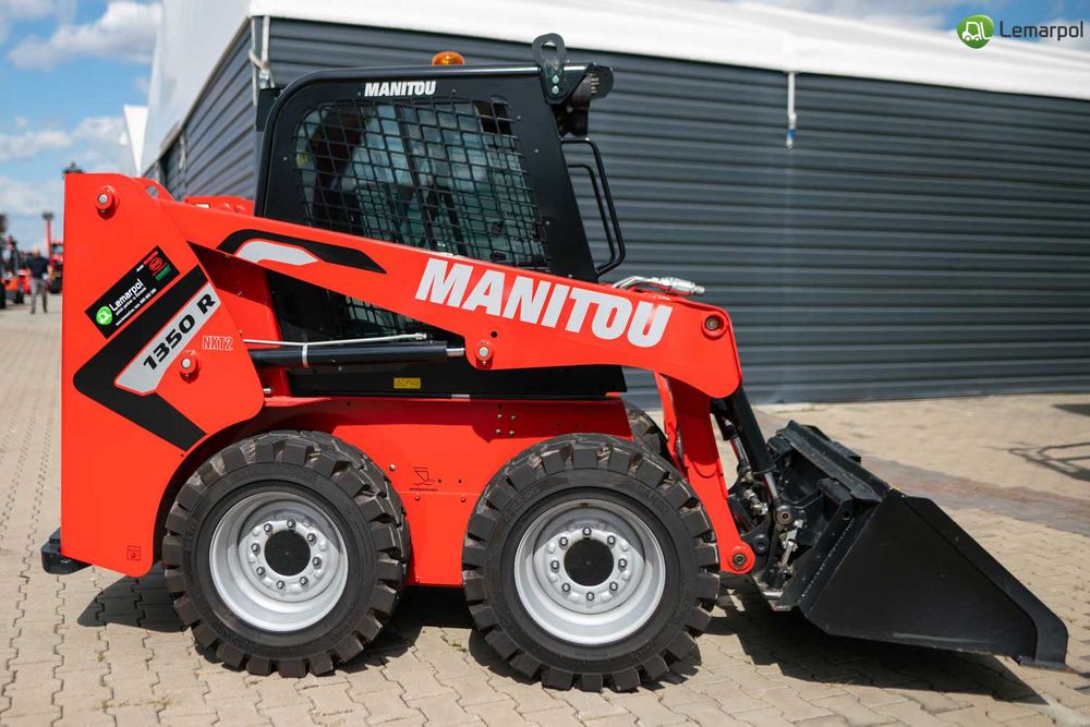 Nowa ładowarka burtowa Manitou 1350R , promocja 2023