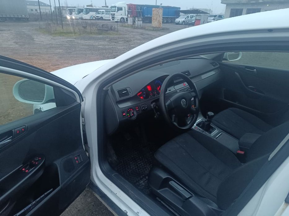 Пасат б6 2.0бенз 2008рік