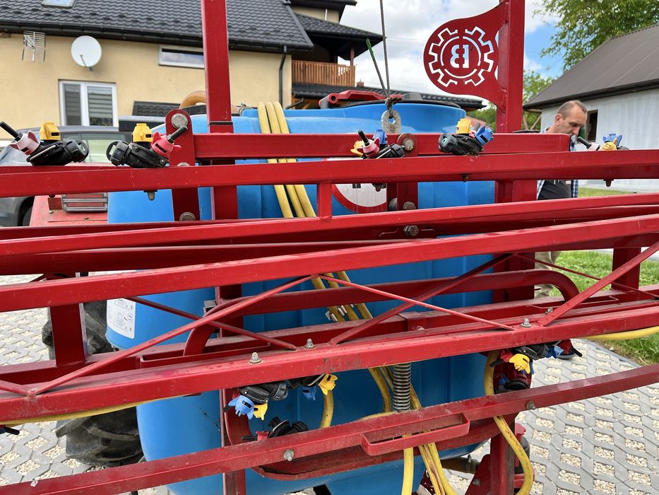 Opryskiwacz polowy zawieszany P340 – 400 L / 12 m – 2013 – Stan BDB