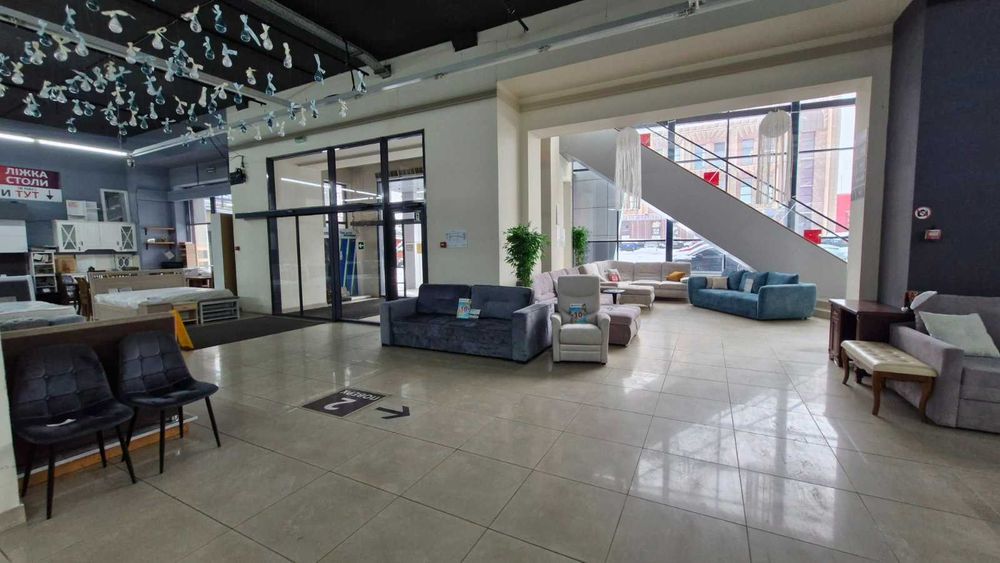 Оренда торгових площ у ТЦ "Ваш дім" від 182м2, м. Лісова Без комісії