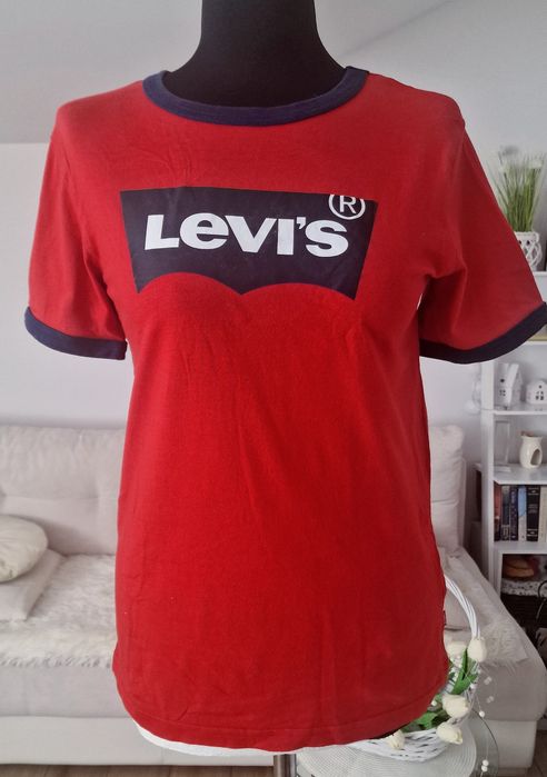 T - shirt czerwony " Levi"s ".
