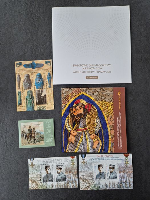 Foldery filstelistyczne, bloczki filatelistyczne.