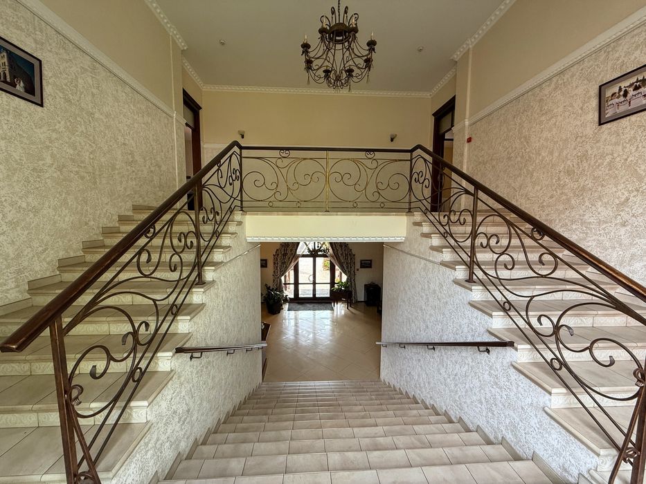 ПРОДАЄТЬСЯ-Бізнес Центр”KRAKOW”,Ресторанно-Готельний Комплекс/в м.Київ