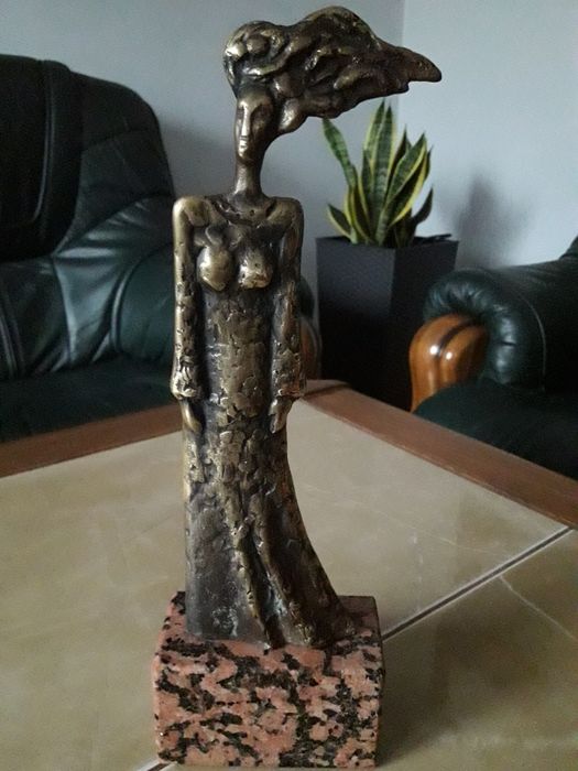 Rzeżba z brązu, Maciej Syrek.