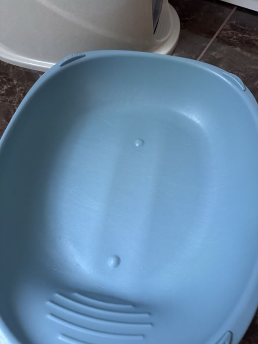 Туалет для котів, котячий лоток, закритий туалет ; підставка під ноги